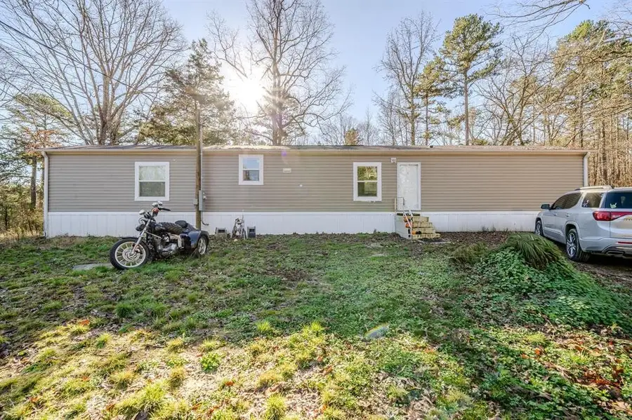 4090 Pyburn Dr, Savannah, TN 38372 - Image #2