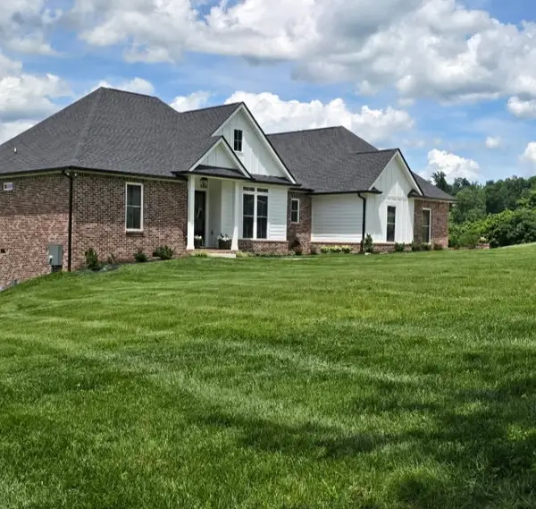 3755 Mcfall Rd, Palmyra, TN 37142