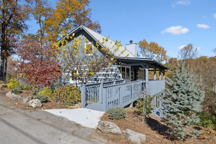 306 Beech Ridge Ln, Gatlinburg, TN 37738 - Image #2