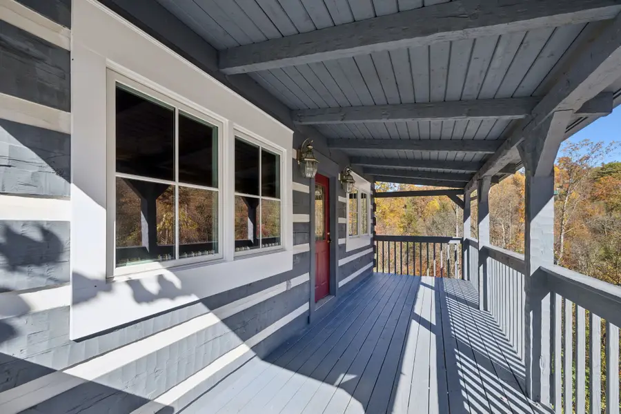 306 Beech Ridge Ln, Gatlinburg, TN 37738 - Image #3