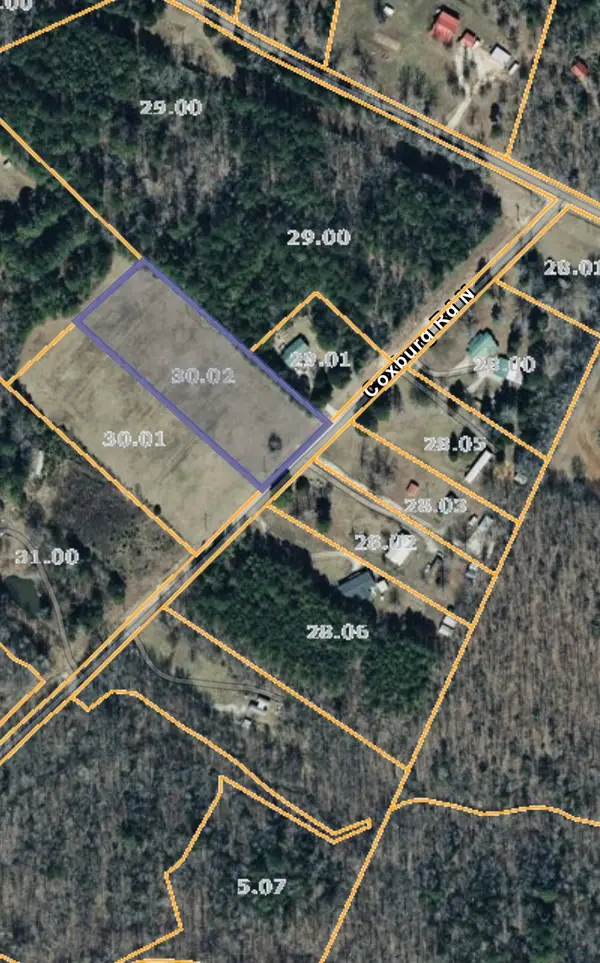 135 Coxburg Road, Holladay, TN 38341