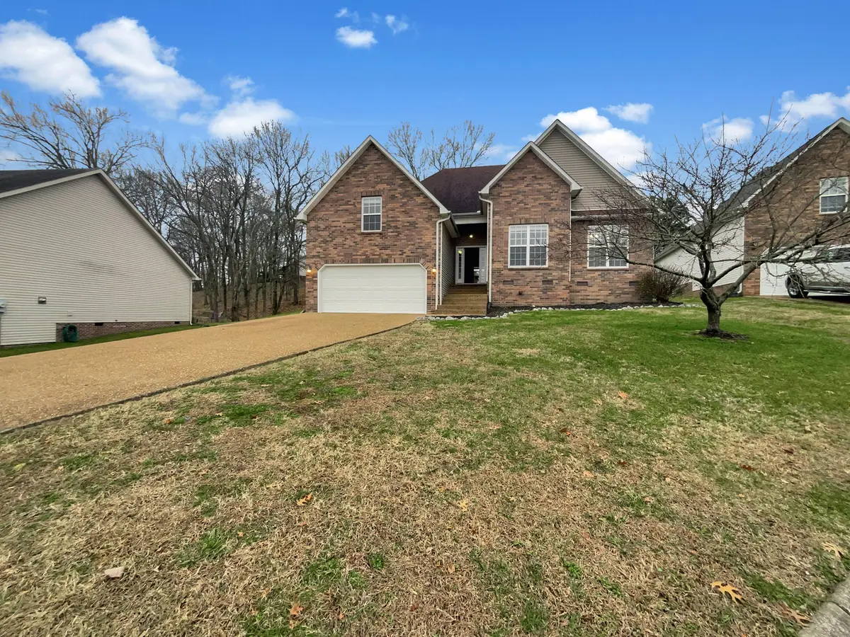 4022 Kristen St, Spring Hill, TN 37174 - #1