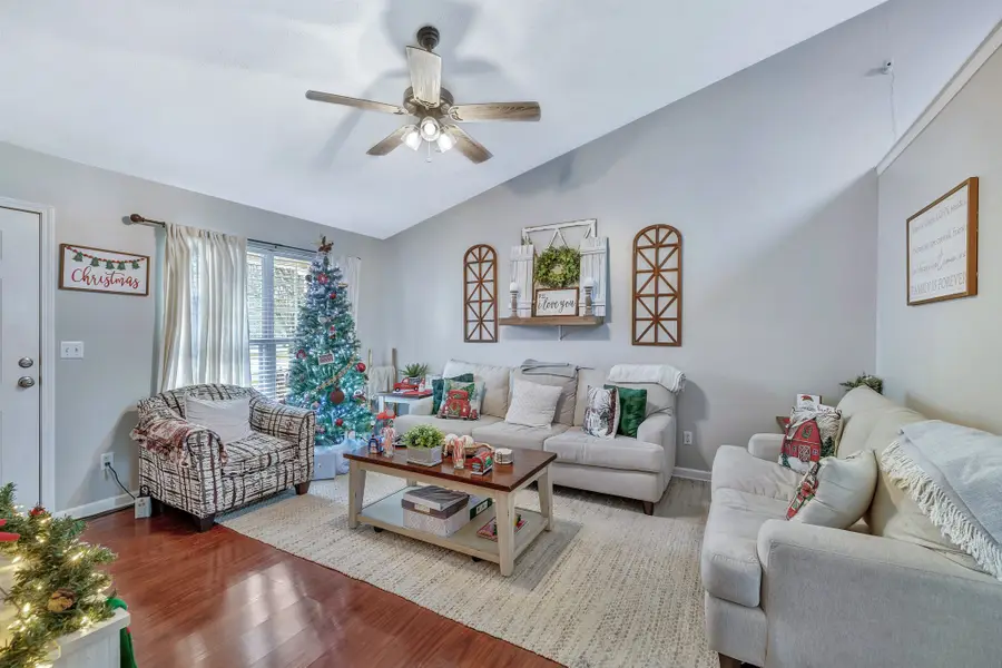 2160 Stoney Meadow Dr, Murfreesboro, TN 37128 - Image #3