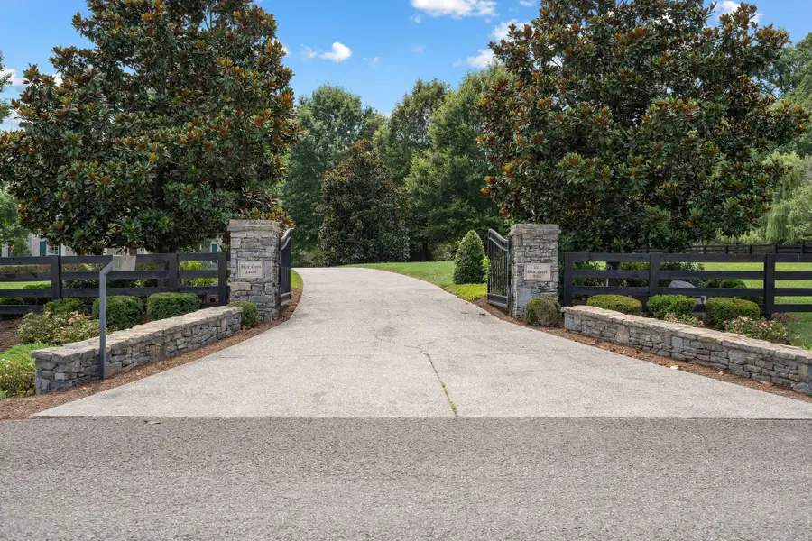 3615 Bear Creek Ln, Thompsons Station, TN 37179 - #3