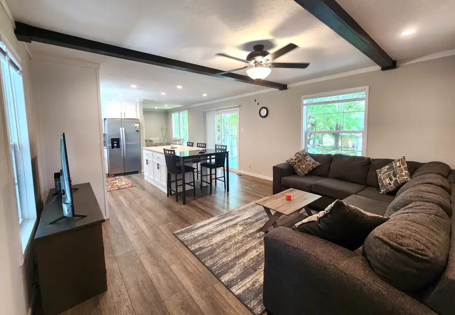 23 Yates St, Paris, TN 38242 - Image #2