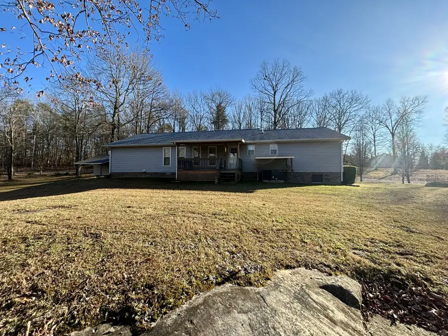 501 Bluff View Dr, Spencer, TN 38585 - Image #3