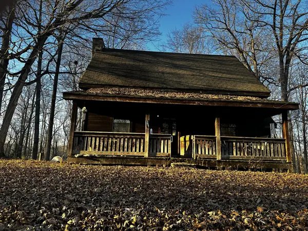 1453 Hawkins Rd, White Bluff, TN 37187