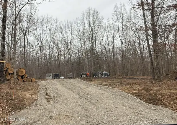 271 Georgee Rd, Jamestown, TN 38556