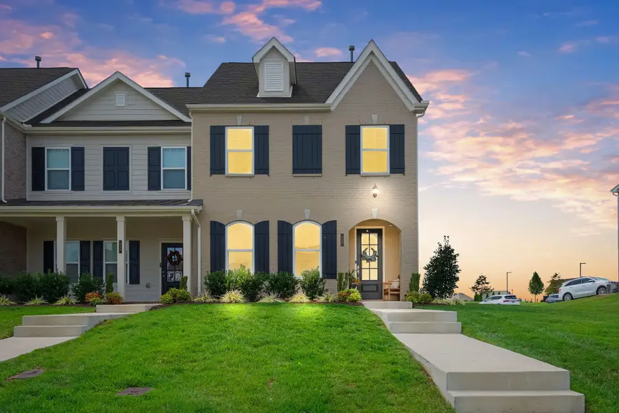 722 Hahn Ct, Lebanon, TN 37087 - Image #2