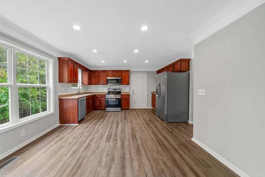 648 Winding Bluff Way, Clarksville, TN 37040 - Image #3