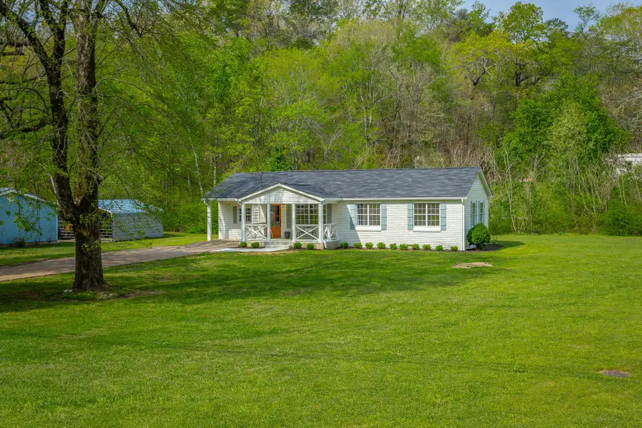 9039 Dallas Hollow Road, Soddy Daisy, TN 37379 - Image #3