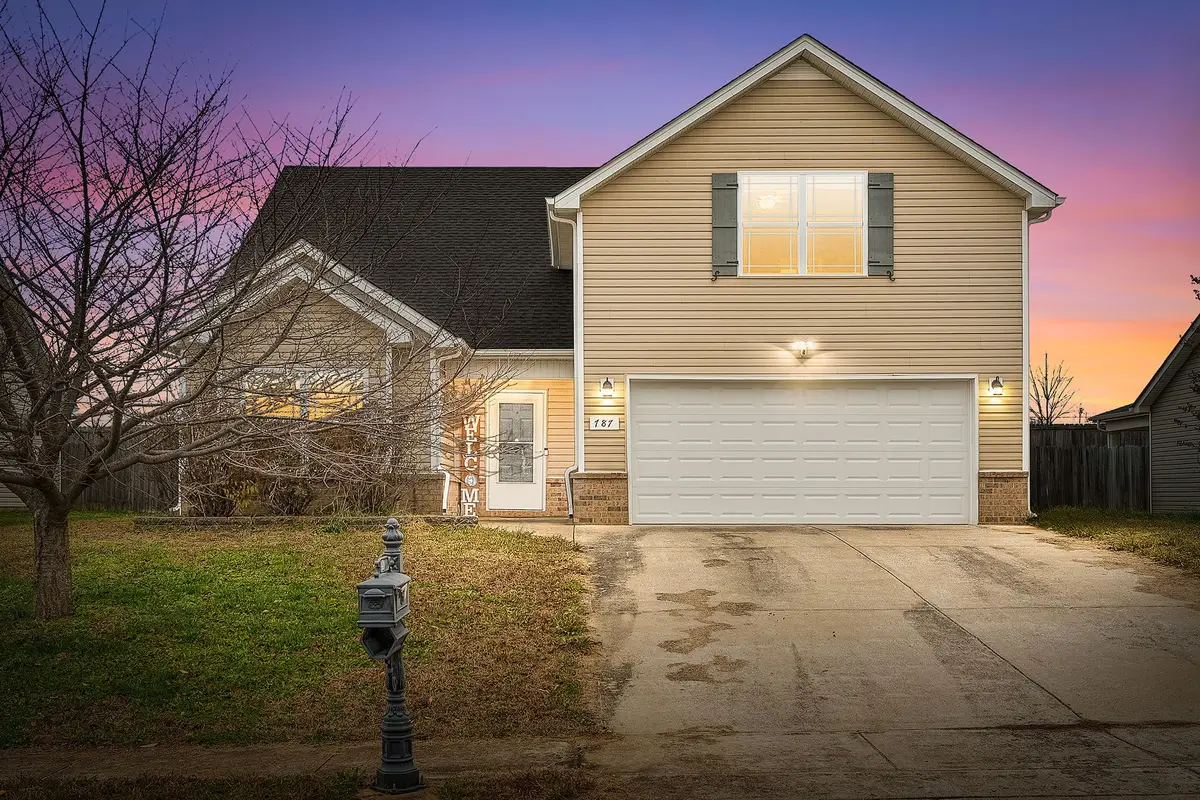 787 Sturdivant Dr, Clarksville, TN 37042 - Image #1