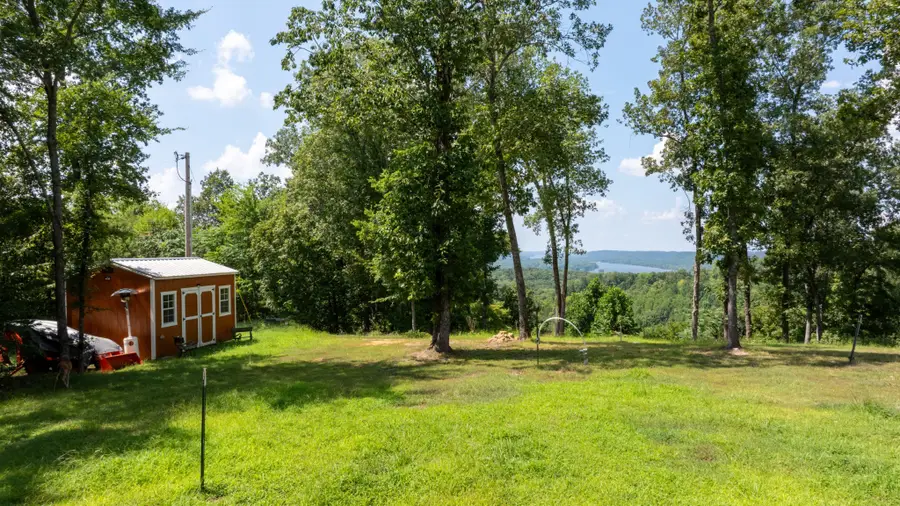 3202 Old Lego School Rd, Linden, TN 37096 - Image #2