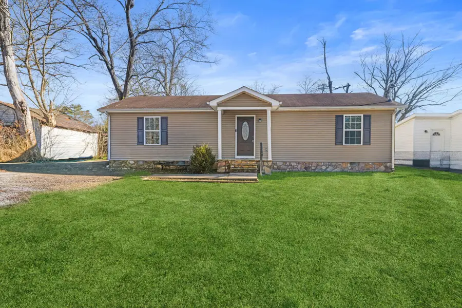 904 E Grundy St, Tullahoma, TN 37388 - Image #3