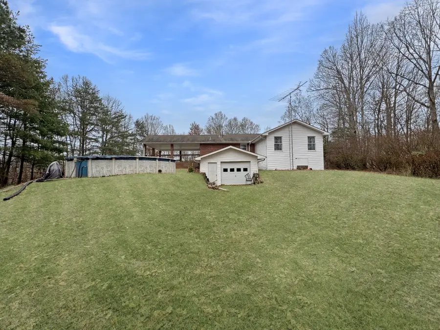 223 Twin Oaks Rd, Dover, TN 37058 - Image #2