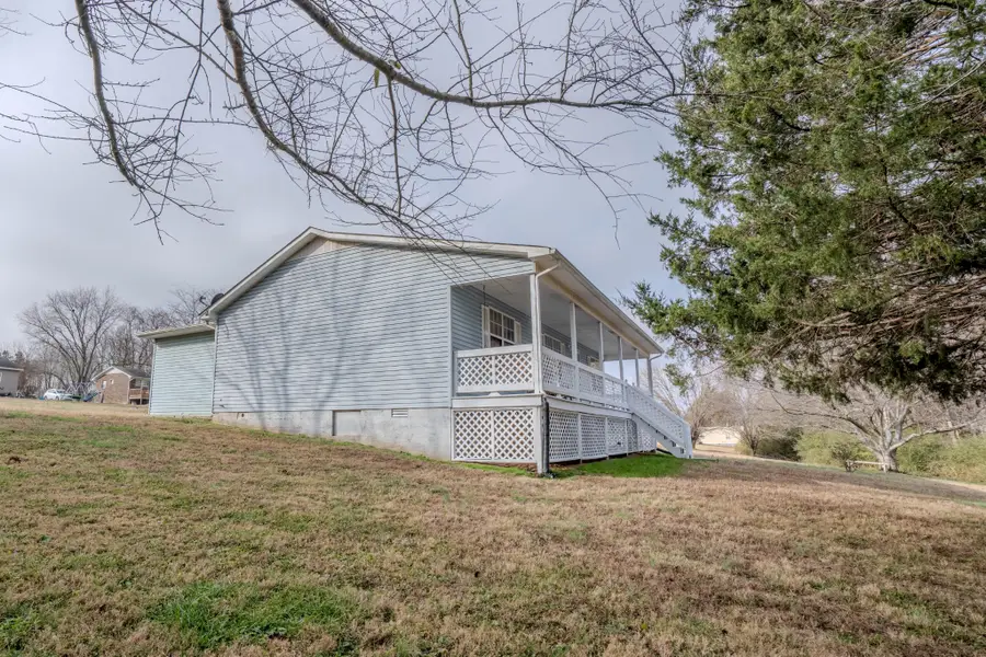52 Lindsey Rd, Loretto, TN 38469 - Image #3