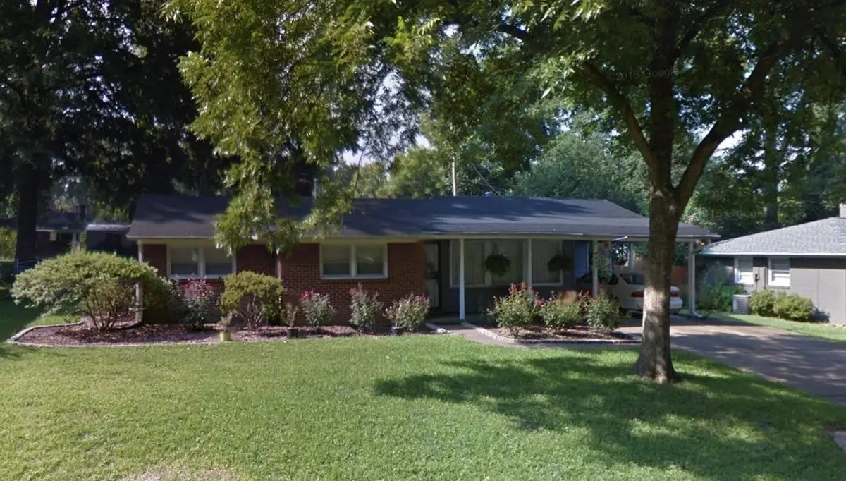 4803 Hummingbird Ln, Memphis, TN 38117 - Image #1