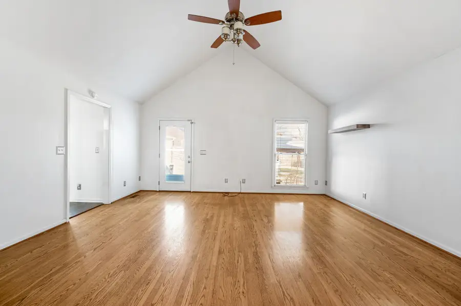 105 Ashton Cir, Fayetteville, TN 37334 - Image #3