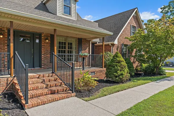 404 Southwinds Dr, Hermitage, TN 37076