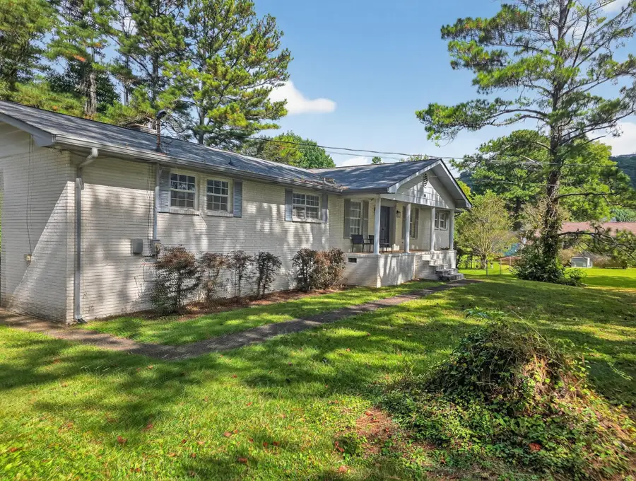 9525 N Valley Trail, Ooltewah, TN 37363 - Image #2