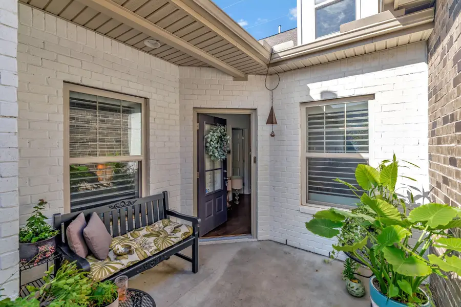 330 Madeira Pl, Gallatin, TN 37066 - Image #2