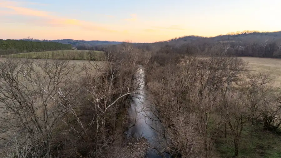 4824 Leipers Creek Road, Williamsport, TN 38487 - Image #3