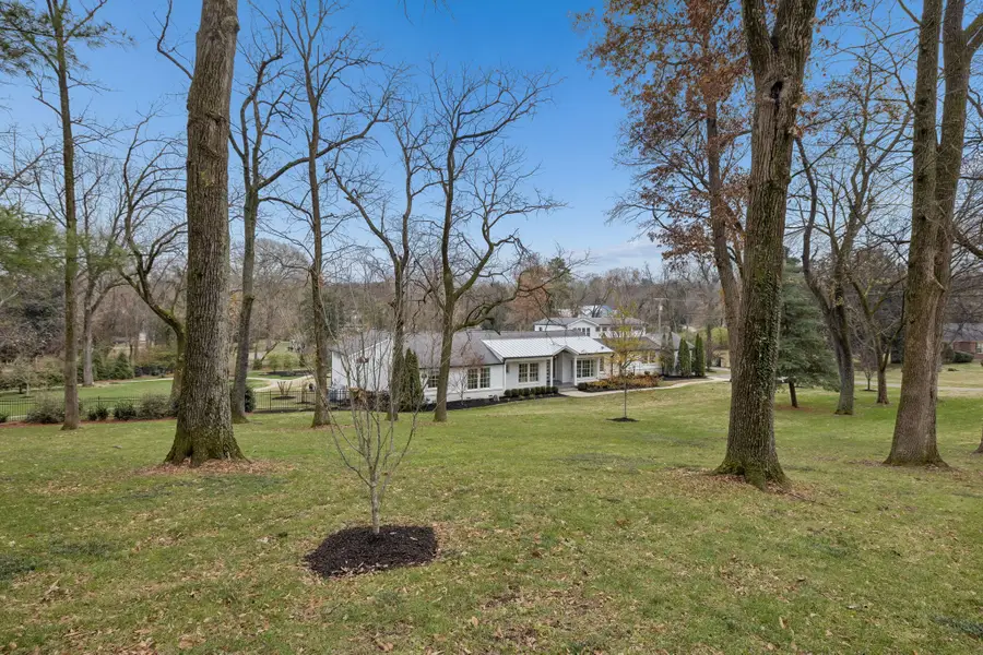 3900 Crestridge Dr, Nashville, TN 37204 - Image #3