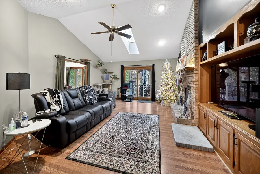 213 Lakeside Dr, Crossville, TN 38558 - Image #2