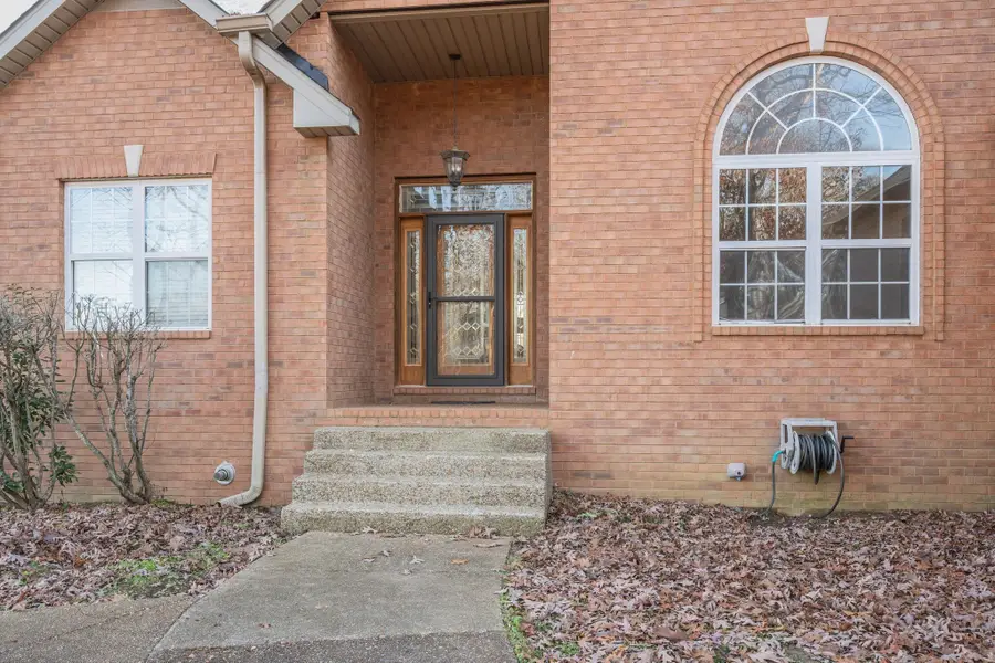 754 Hafner Road, Charlotte, TN 37036 - Image #3