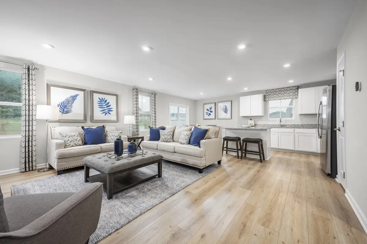 1040 Horseshoe Dr, Smyrna, TN 37167 - Image #1