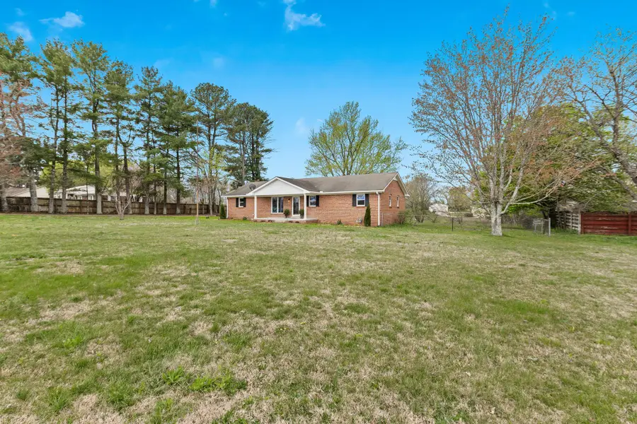1035 New Deal Potts Rd, Cottontown, TN 37048 - Image #2