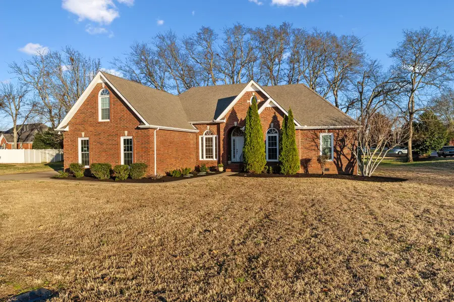 2402 Verona Pl, Murfreesboro, TN 37130 - Image #2
