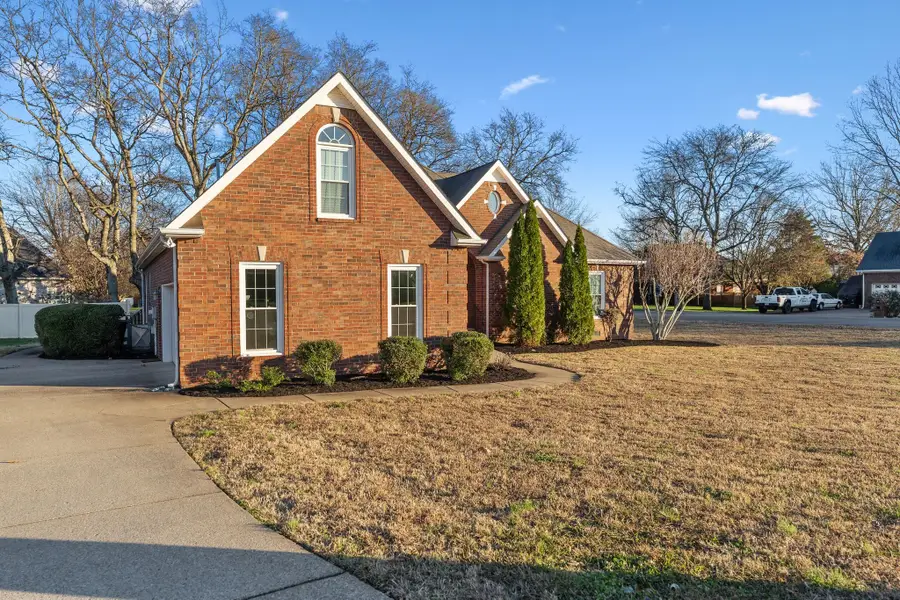 2402 Verona Pl, Murfreesboro, TN 37130 - Image #3