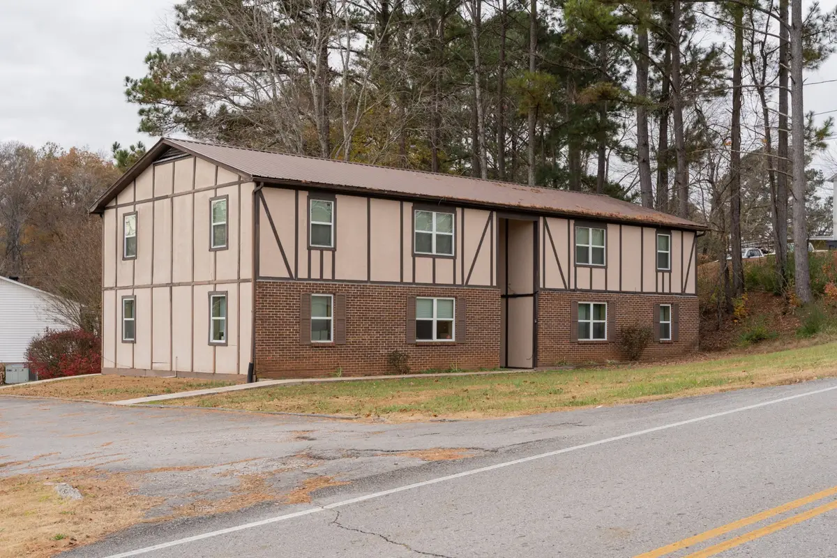 304 Chambers St, McMinnville, TN 37110 - Image #1