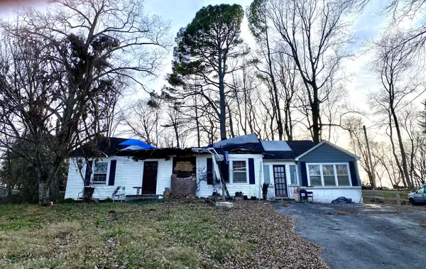 303 Westwood Dr, McMinnville, TN 37110