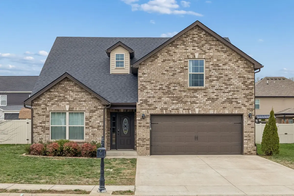 1008 Meadowview Ln, Clarksville, TN 37040 - Image #1