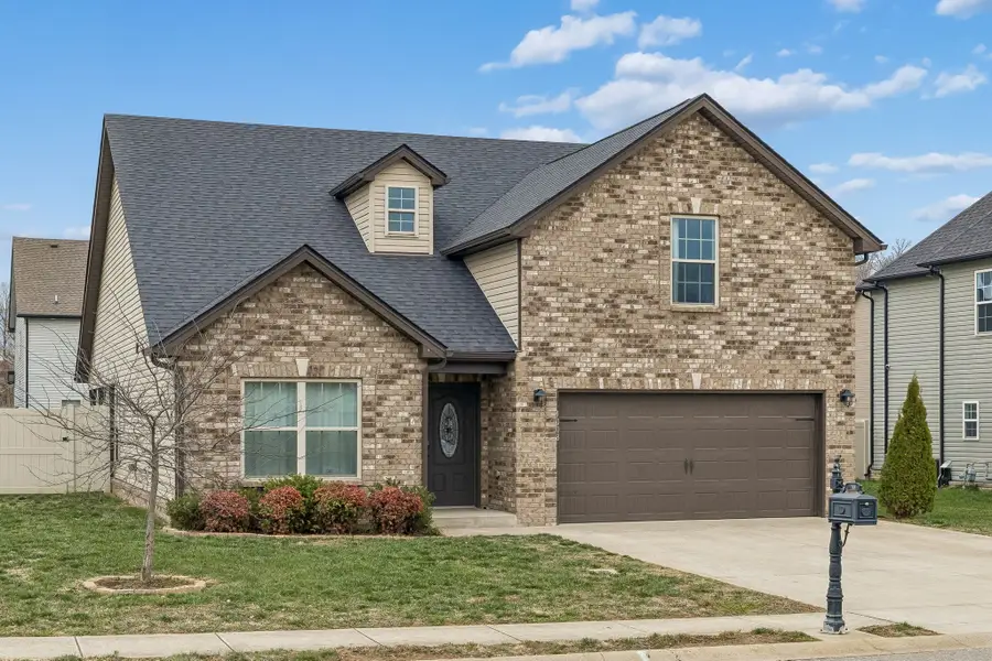 1008 Meadowview Ln, Clarksville, TN 37040 - Image #2