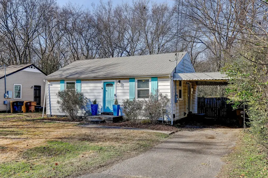 907 Trice Dr, Nashville, TN 37209 - Image #1