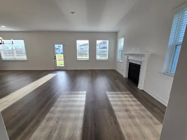 7621 Chapin Dr, Murfreesboro, TN 37129 - Image #2