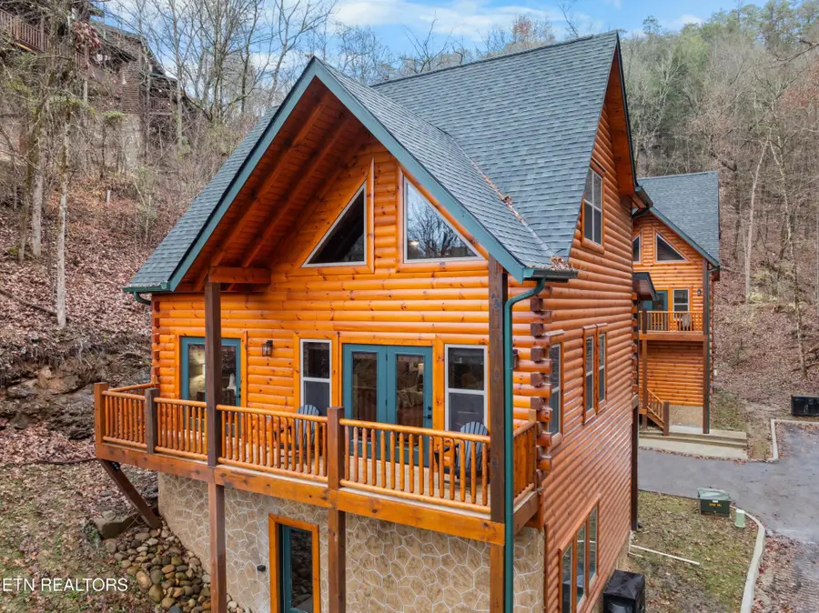 2119 Valley Creek Way, Sevierville, TN 37862 - Image #2