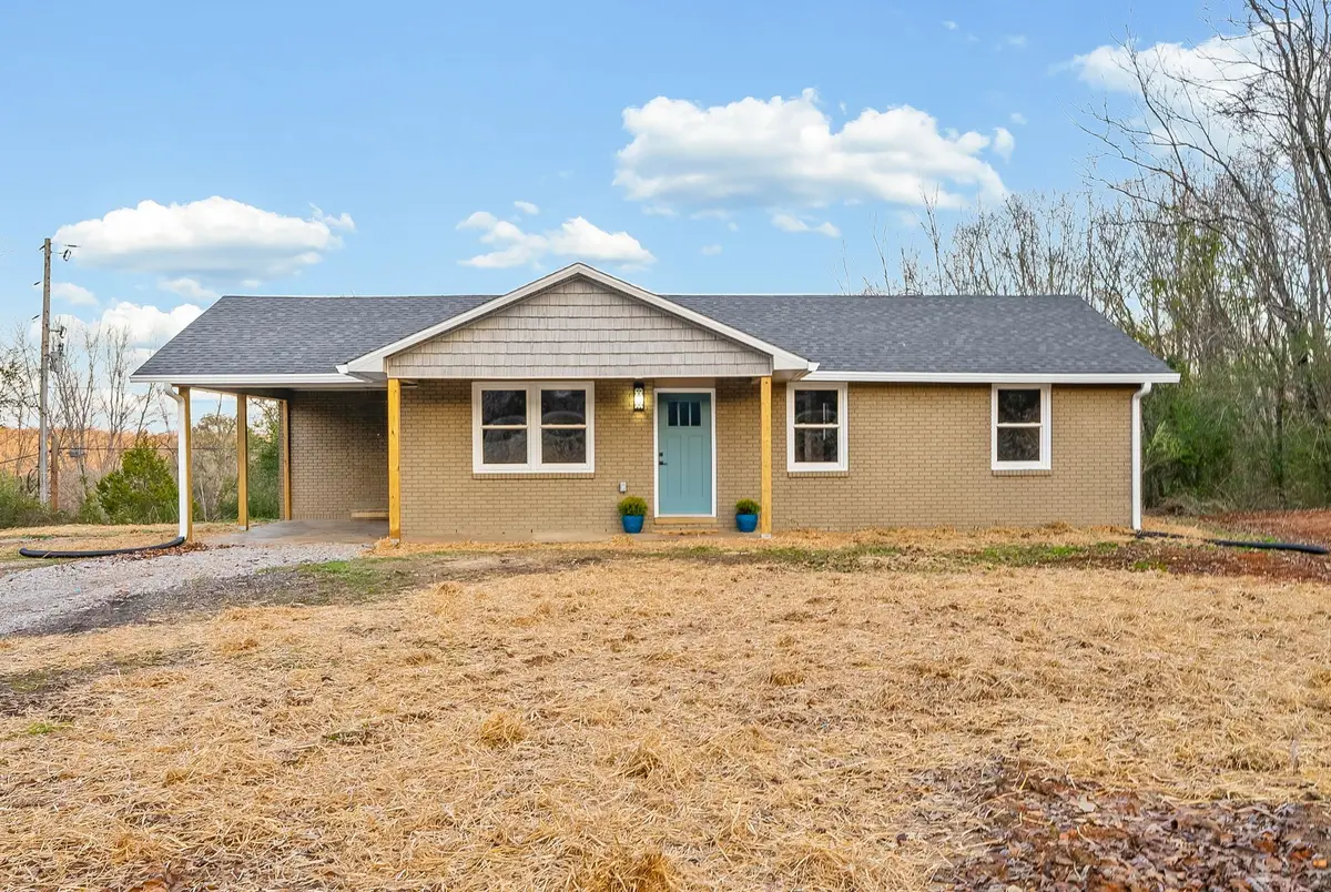 337 Fire Tower Rd, Erin, TN 37061 - Image #1