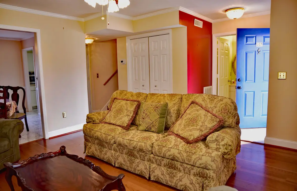 257 Westfield Dr, Nashville, TN 37221 - Image #1