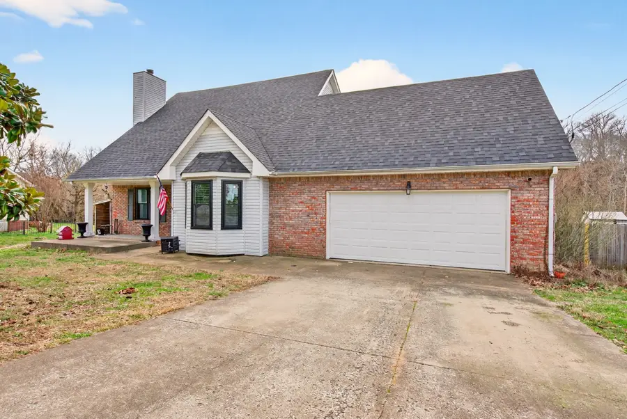 3350 Clearwater Dr, Clarksville, TN 37042 - #3