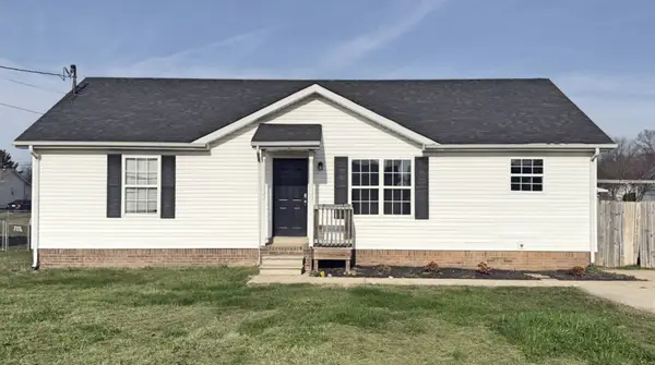 519 Gainey Dr, Oak Grove, KY 42262
