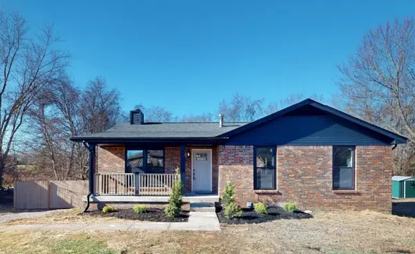 918 Dominion Dr, Clarksville, TN 37042