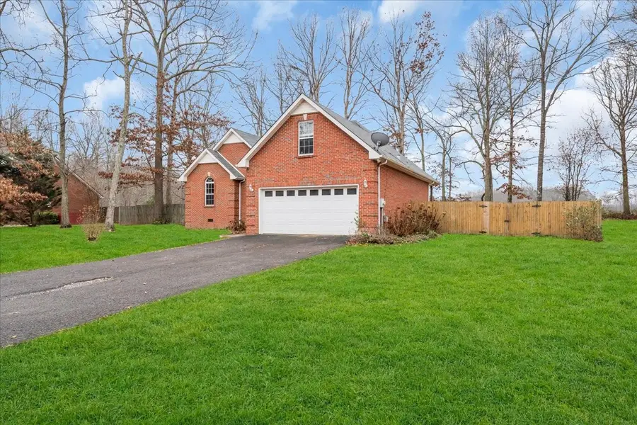 306 Blackberry Ln, Manchester, TN 37355 - Image #2