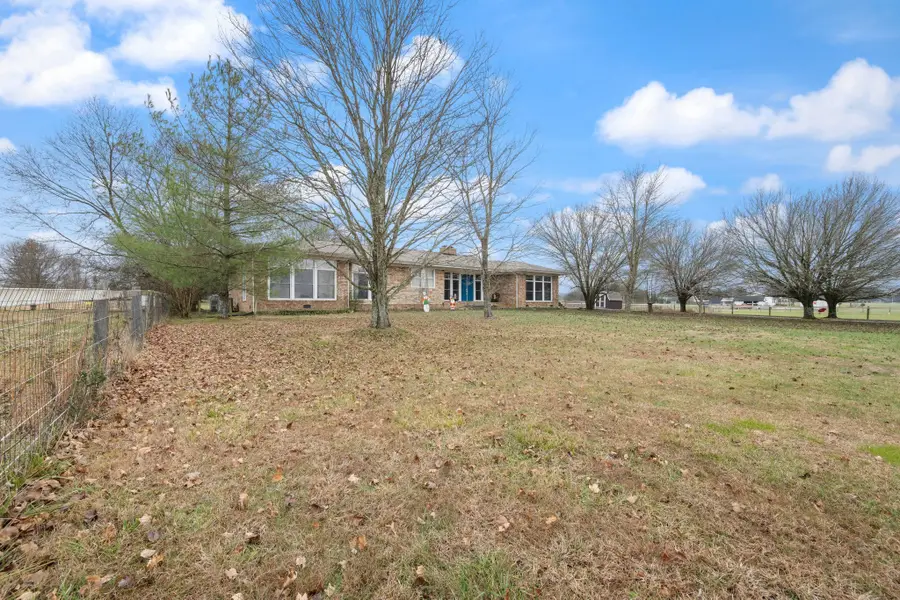 1015 Anderton Rd, Bell Buckle, TN 37020 - Image #2