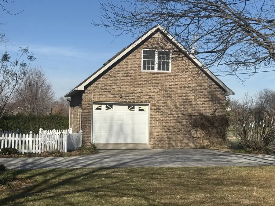 58 Crosspark Dr, Manchester, TN 37355 - Image #2