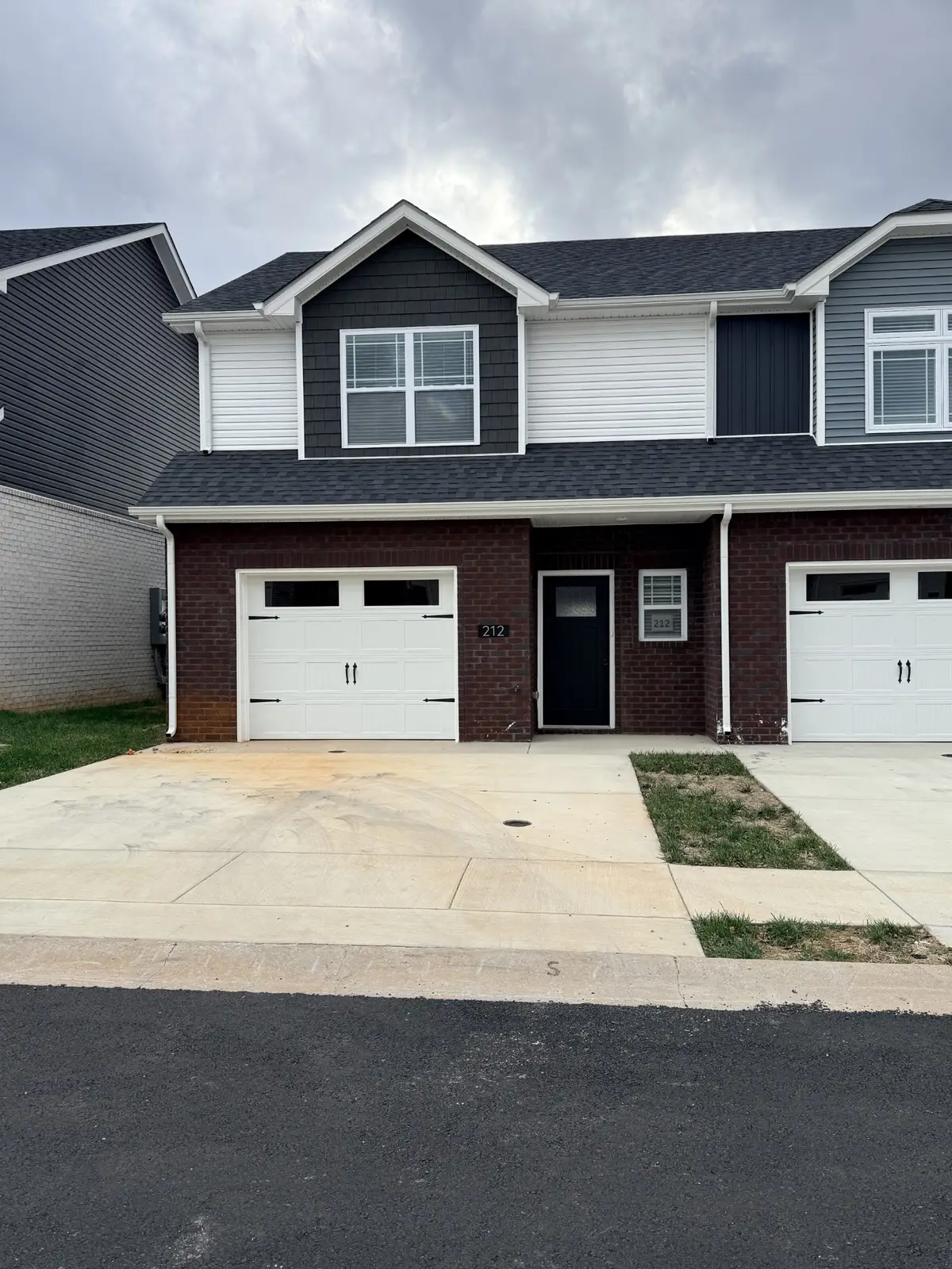 212 W Fallow Ct, Clarksville, TN 37040 - Image #1