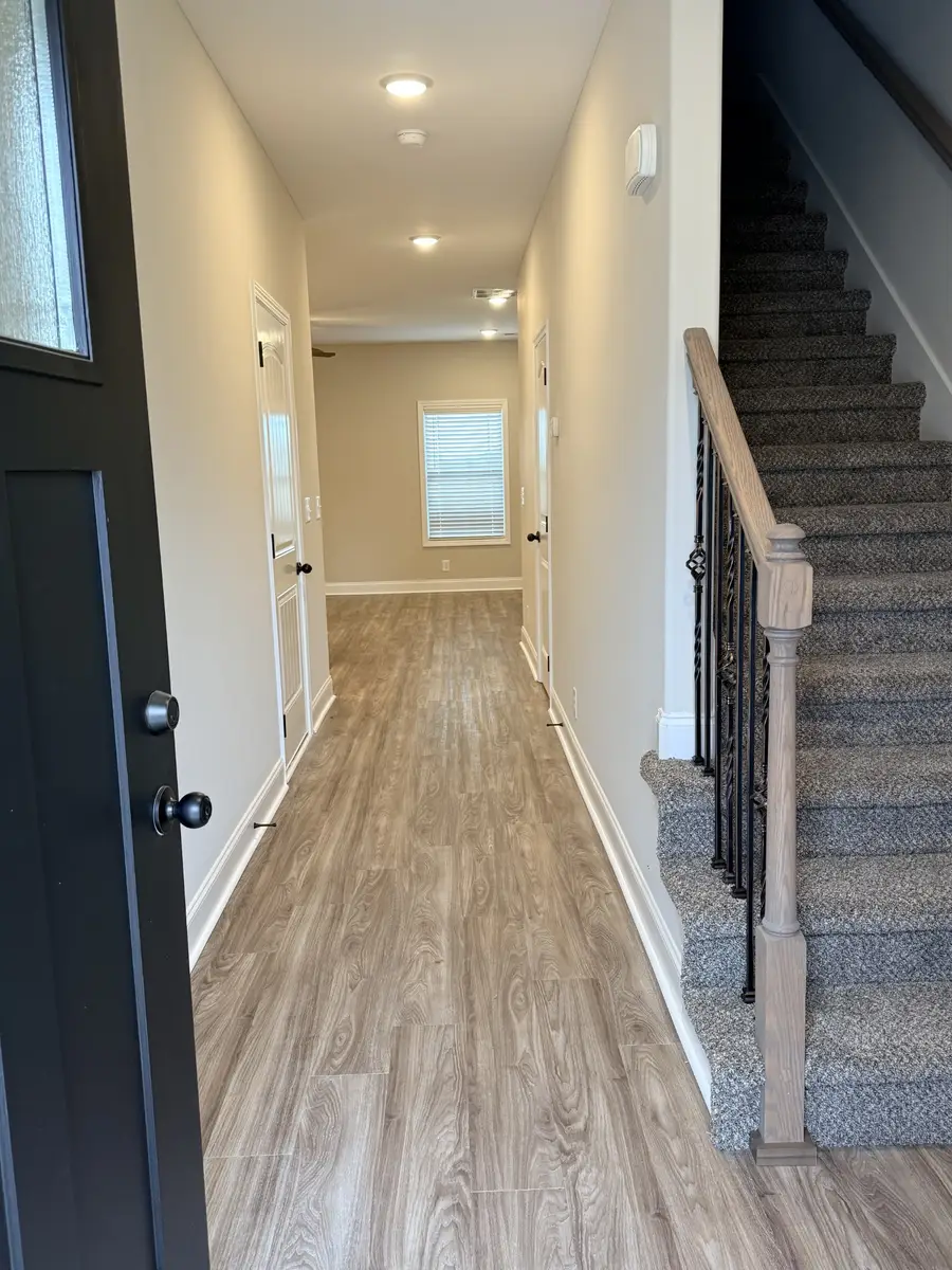 218 W Fallow Ct, Clarksville, TN 37040 - Image #2